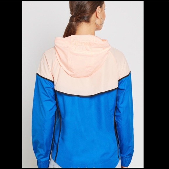 NWT Nike sportswear windrunner jacket - Picture 4 of 9
